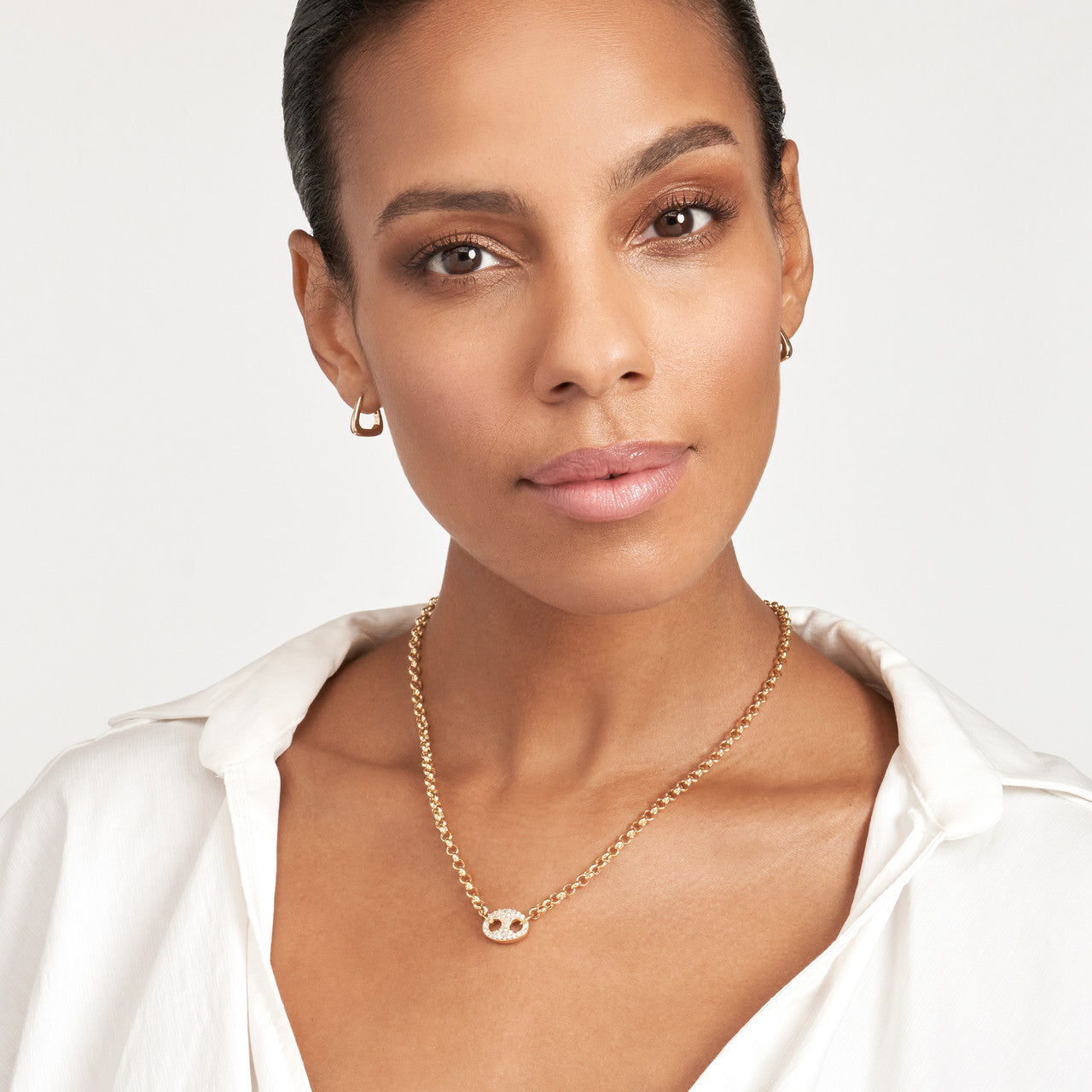 14k Gold Pave Diamond Oval Link Necklace