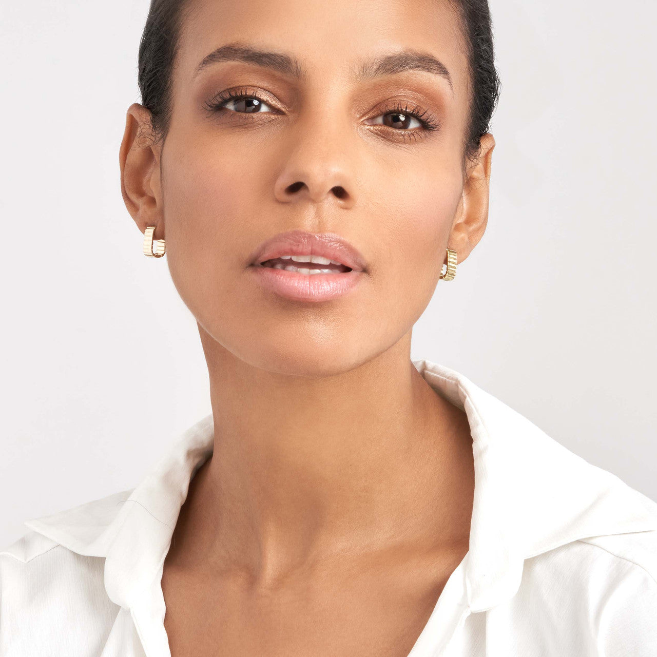 14k Gold Ribbed Earrings
